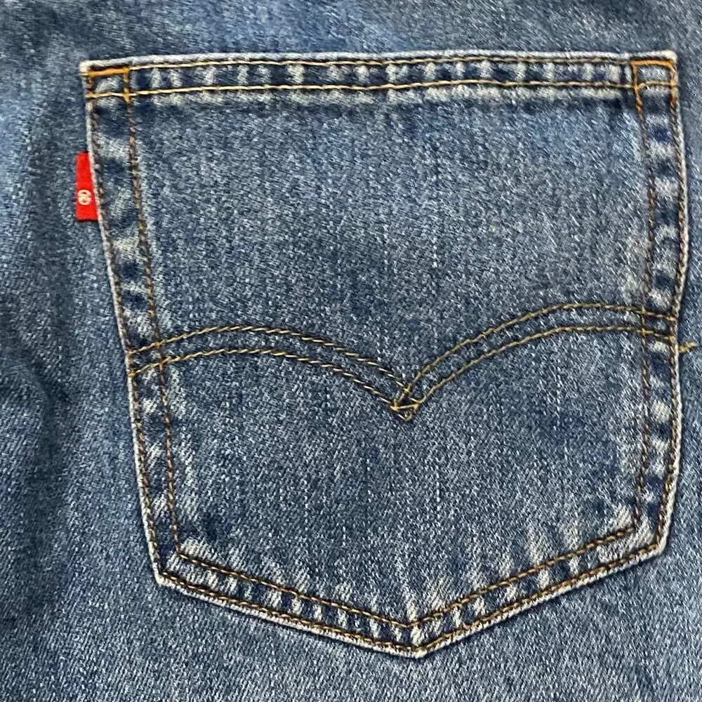 Levi's 505 Men's Jeans 42 x 30 Classic Straight Leg Medium Wash Cotton Denim